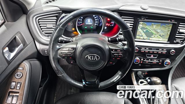 Kia K5 2015 — photo 13