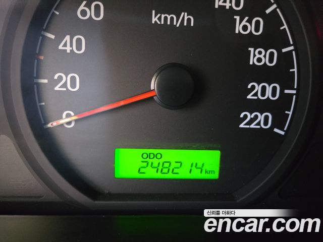Hyundai Starex 2015 — photo 13