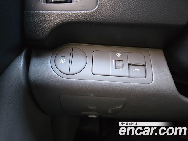 Hyundai Starex 2015 — photo 15