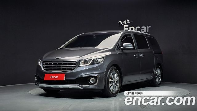 Kia Canival 2015 — photo 1
