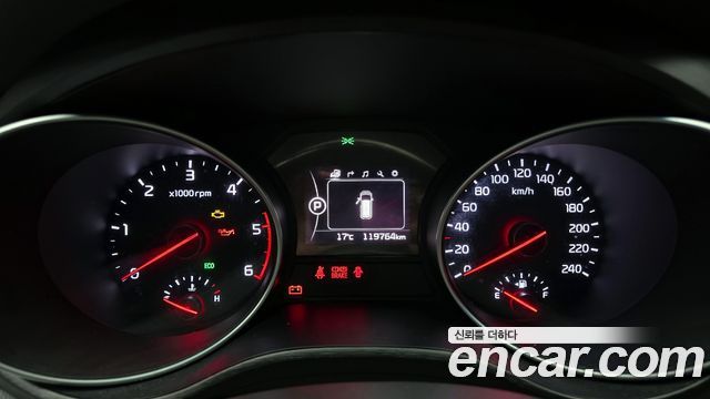 Kia Canival 2015 — photo 8