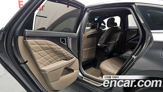 Kia K8 2022 — photo 11