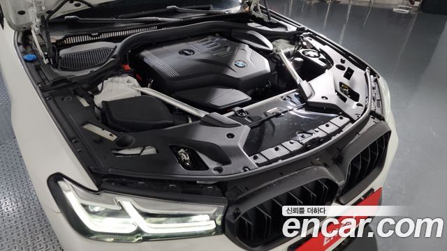 BMW 5-Series 2022 — photo 6