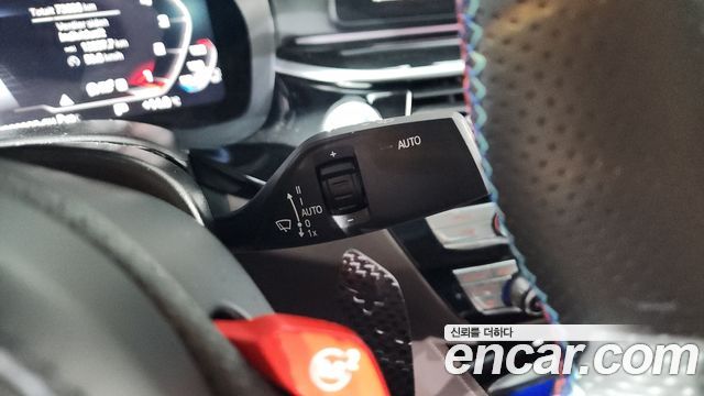BMW 5-Series 2022 — photo 38