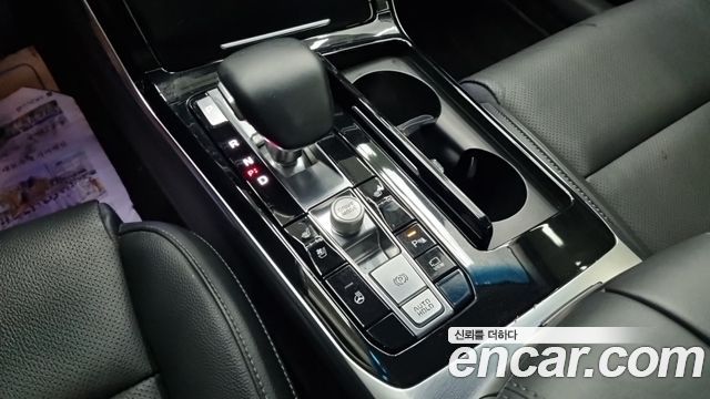 Kia K7 2020 — photo 9