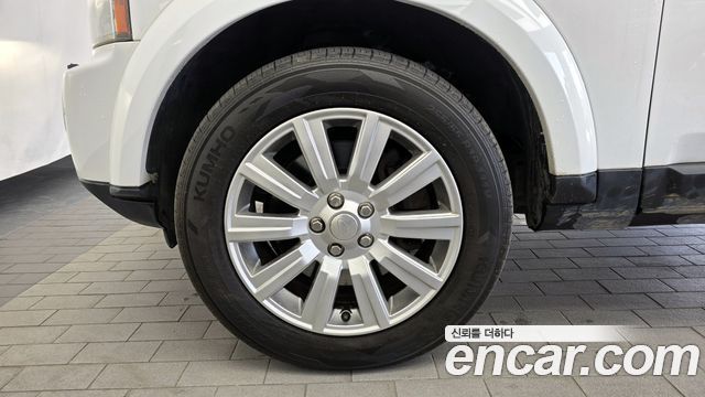 Land Rover Discovery 2013 — photo 5