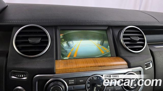 Land Rover Discovery 2013 — photo 15