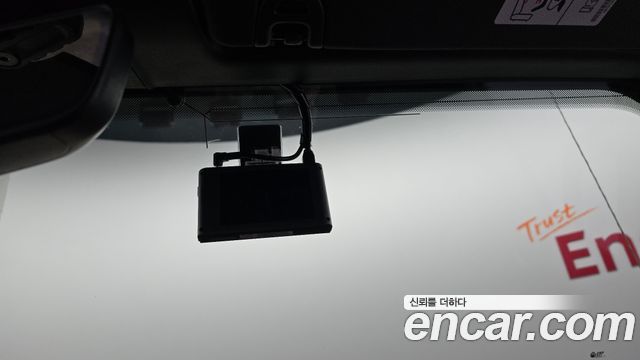 Jeep Wrangler 2021 — photo 33