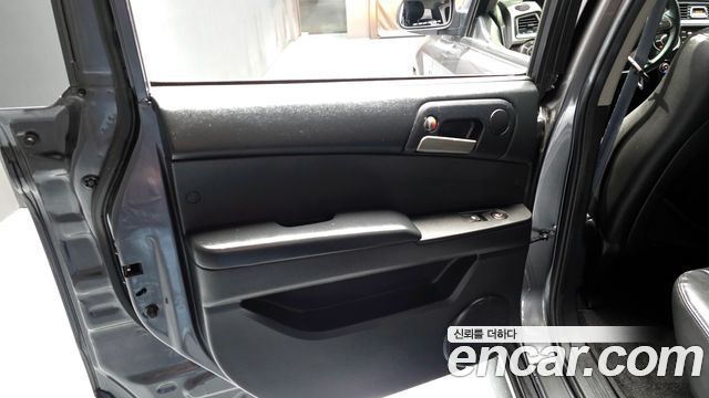 KG Mobility KORANDO 2017 — photo 15