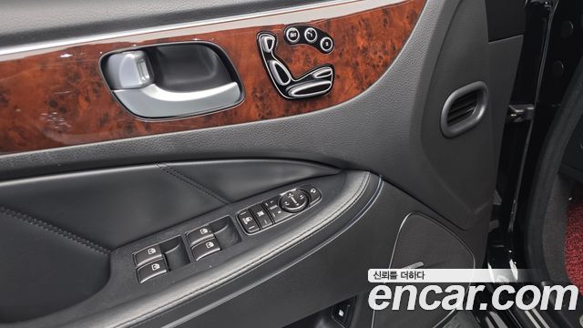 Hyundai Equus 2012 — photo 16
