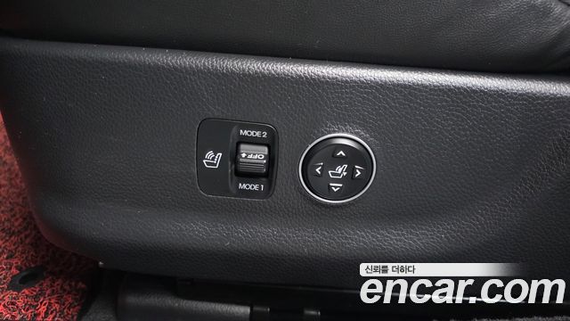 Hyundai Equus 2012 — photo 18