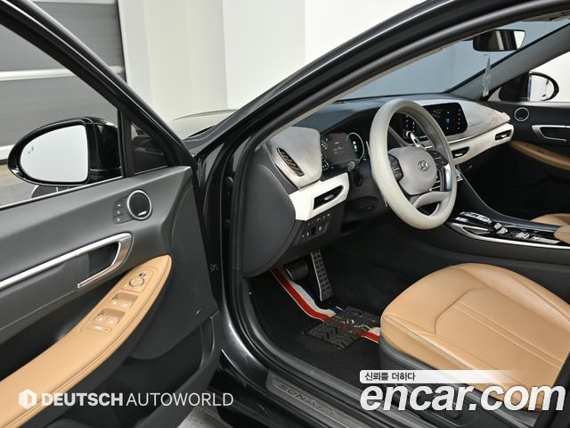 Hyundai Sonata 2021 — photo 11