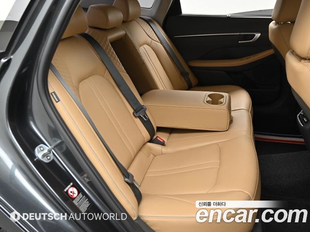 Hyundai Sonata 2021 — photo 12