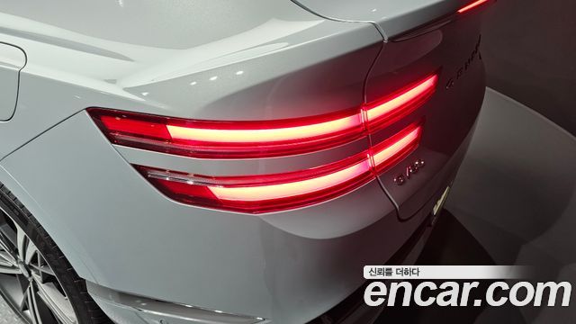 Genesis GV80 2024 — photo 9