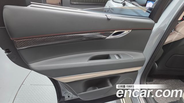 Genesis GV80 2024 — photo 15