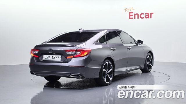Honda Accord 2018 — photo 2