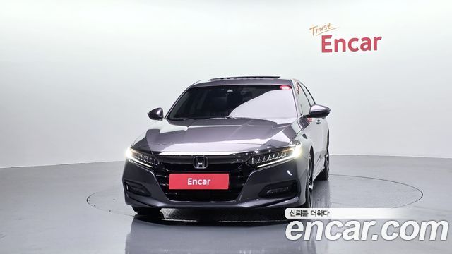 Honda Accord 2018 — photo 3
