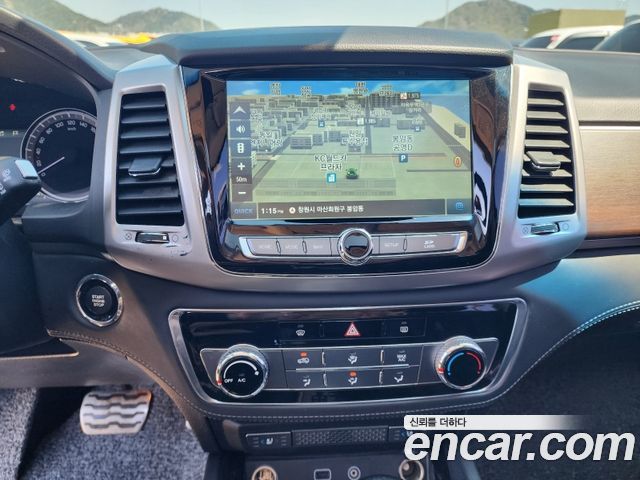 KG Mobility Rexton 2018 — photo 15