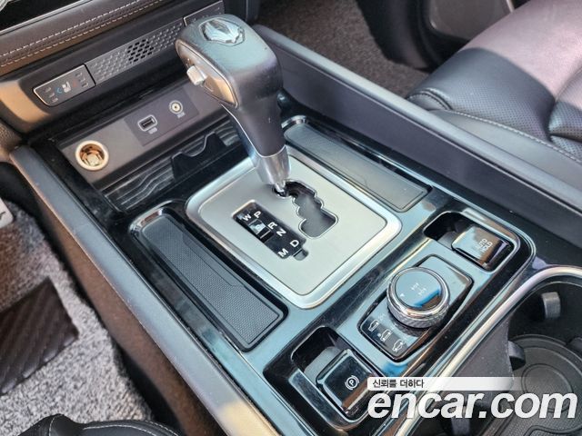 KG Mobility Rexton 2018 — photo 17