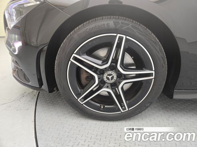 Mercedes-Benz CLA-Class 2023 — photo 5