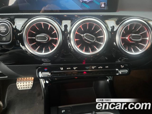 Mercedes-Benz CLA-Class 2023 — photo 14