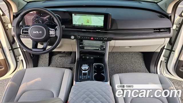 Kia Canival 2023 — photo 6