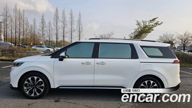 Kia Canival 2023 — photo 20