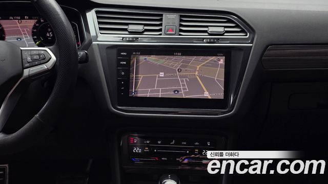 Volkswagen Tiguan 2023 — photo 15