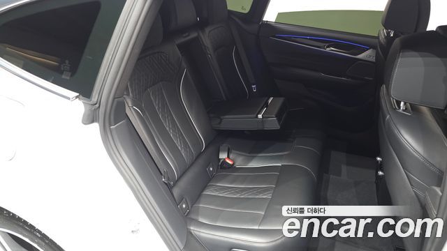 BMW Gran Turismo 2024 — photo 17
