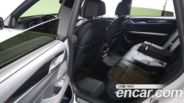 BMW Gran Turismo 2024 — photo 33