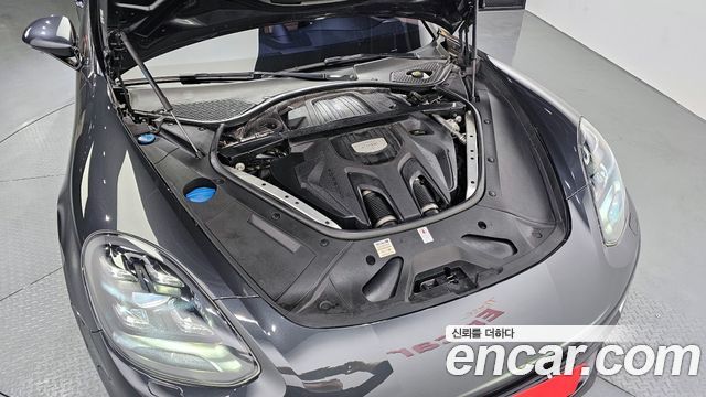 Porsche Panamera 2018 — photo 6