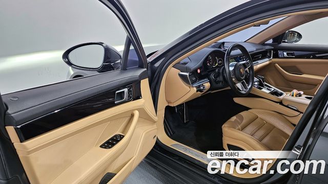 Porsche Panamera 2018 — photo 7