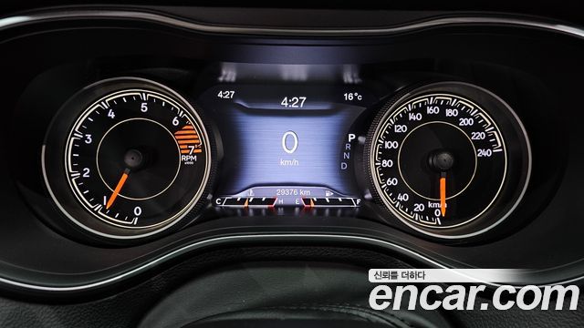 Jeep Cherokee 2021 — photo 11