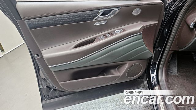 Genesis GV80 2020 — photo 14