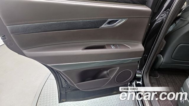 Genesis GV80 2020 — photo 15