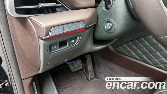 Genesis GV80 2020 — photo 29