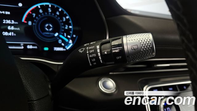 Genesis GV80 2020 — photo 30