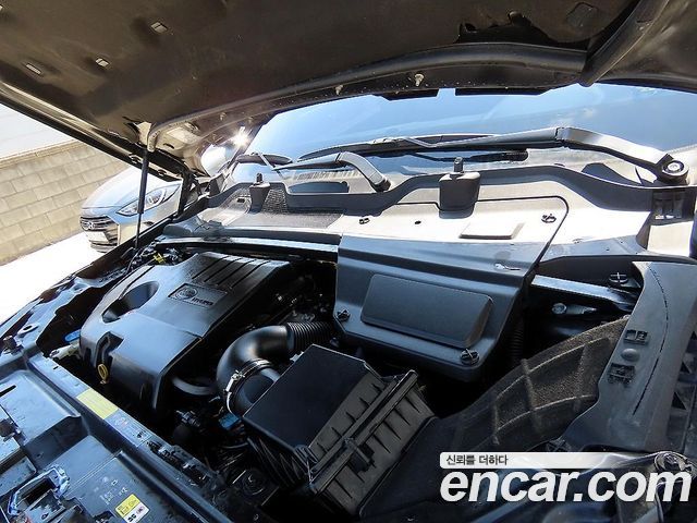 Land Rover Discovery Sport 2017 — photo 19
