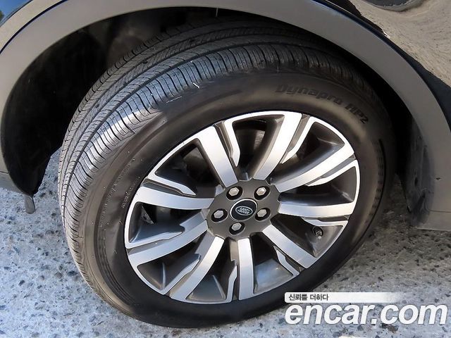 Land Rover Discovery Sport 2017 — photo 20