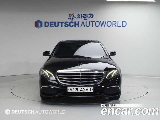 Mercedes-Benz E-Class 2018 — photo 3