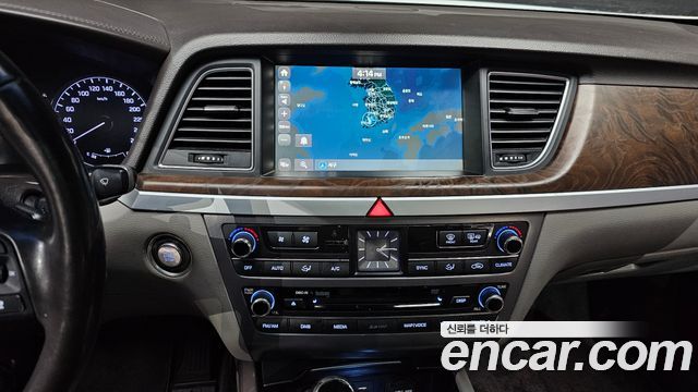 Hyundai Genesis 2014 — photo 14