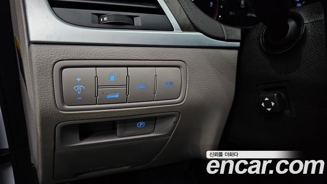 Hyundai Genesis 2014 — photo 16