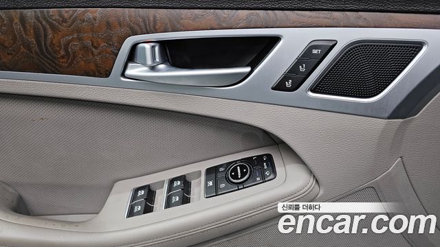 Hyundai Genesis 2014 — photo 20