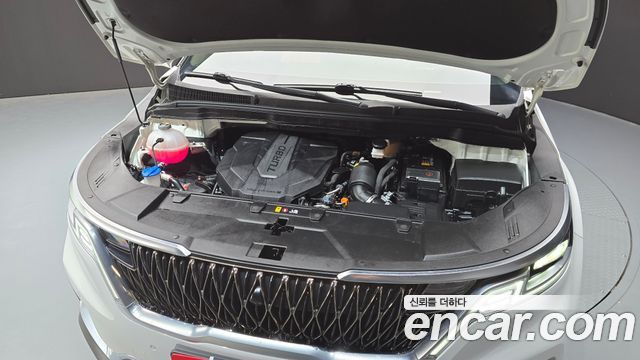 Kia Canival 2021 — photo 6