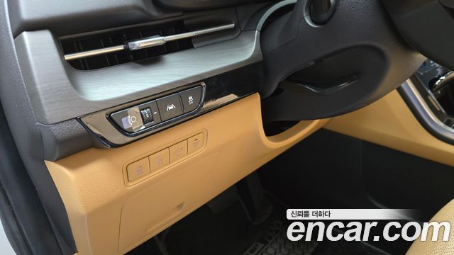 Kia Canival 2021 — photo 20