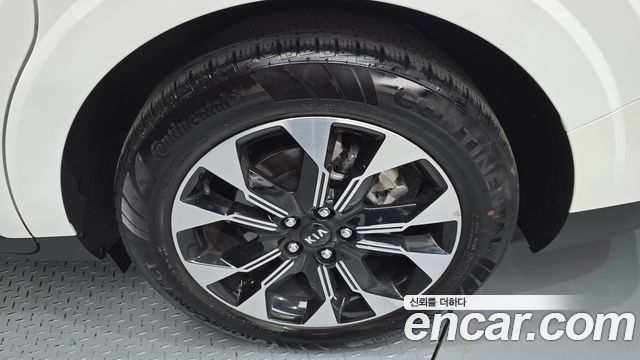 Kia Canival 2021 — photo 7