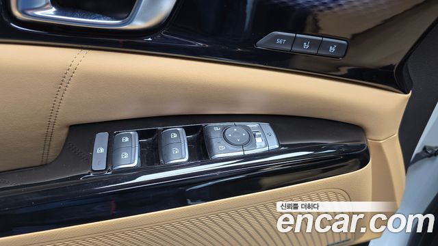 Kia Canival 2021 — photo 27