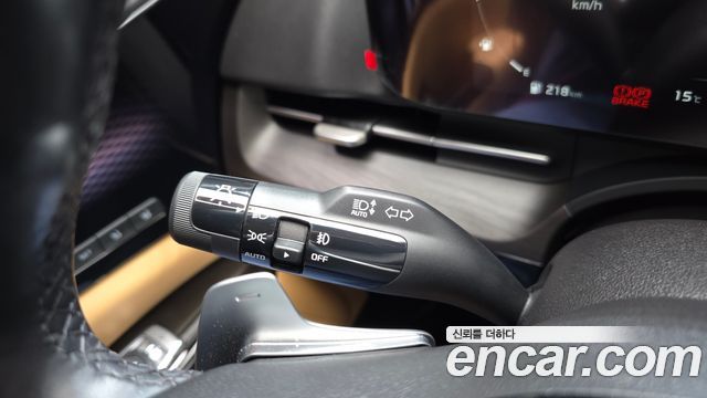 Kia Canival 2021 — photo 29