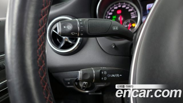 Mercedes-Benz CLA-Class 2018 — photo 23