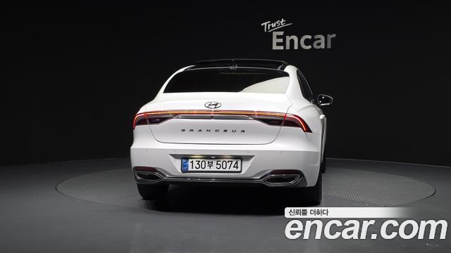 Hyundai Grandeur 2022 — photo 4